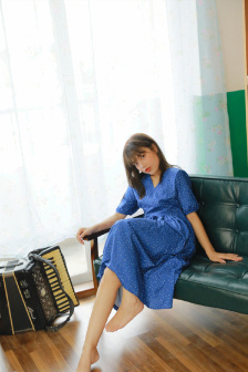 唐鉴军出席赵本山儿子公司开业庆典